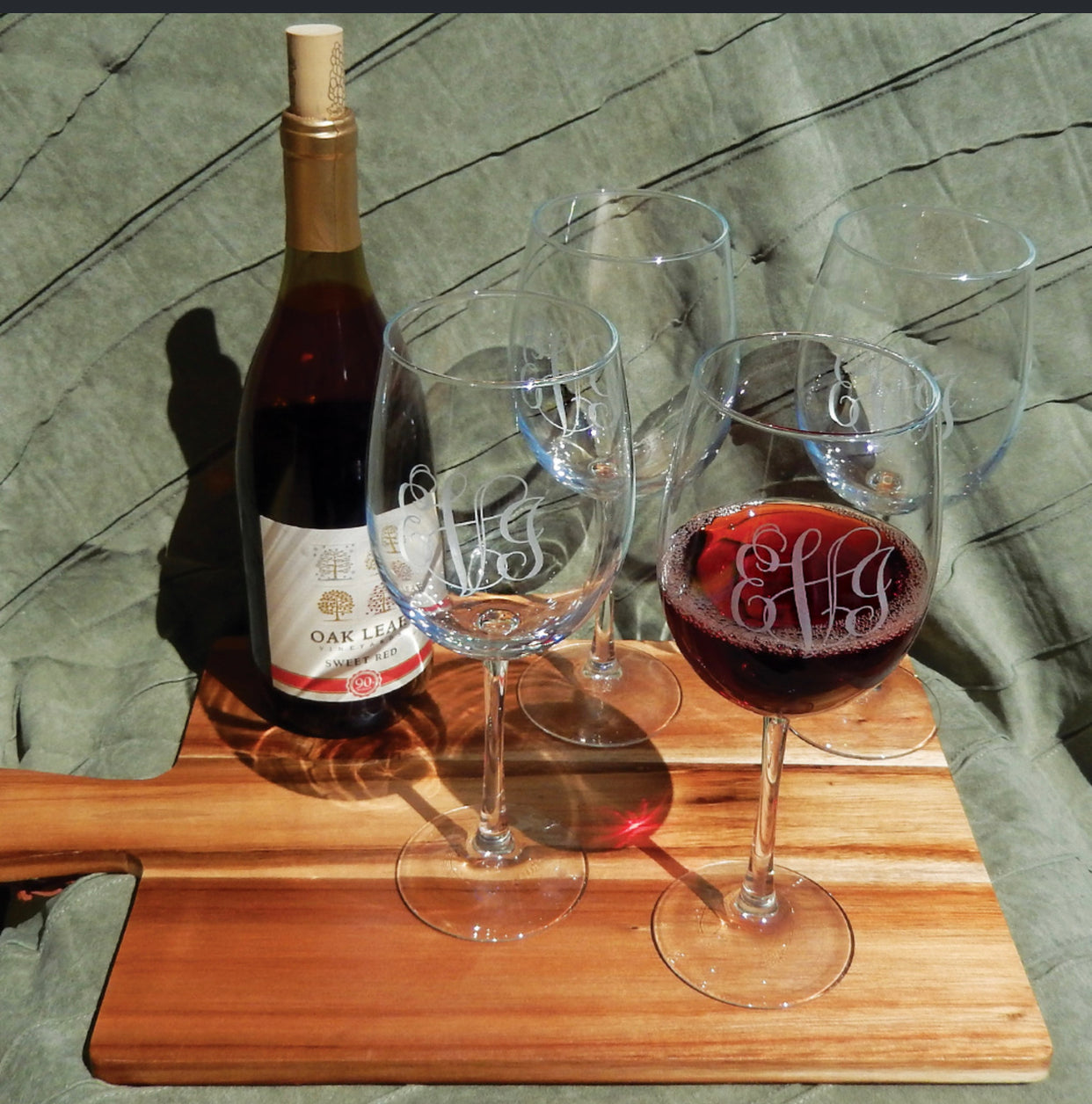 Personalized Connoisseur Wine Glasses
