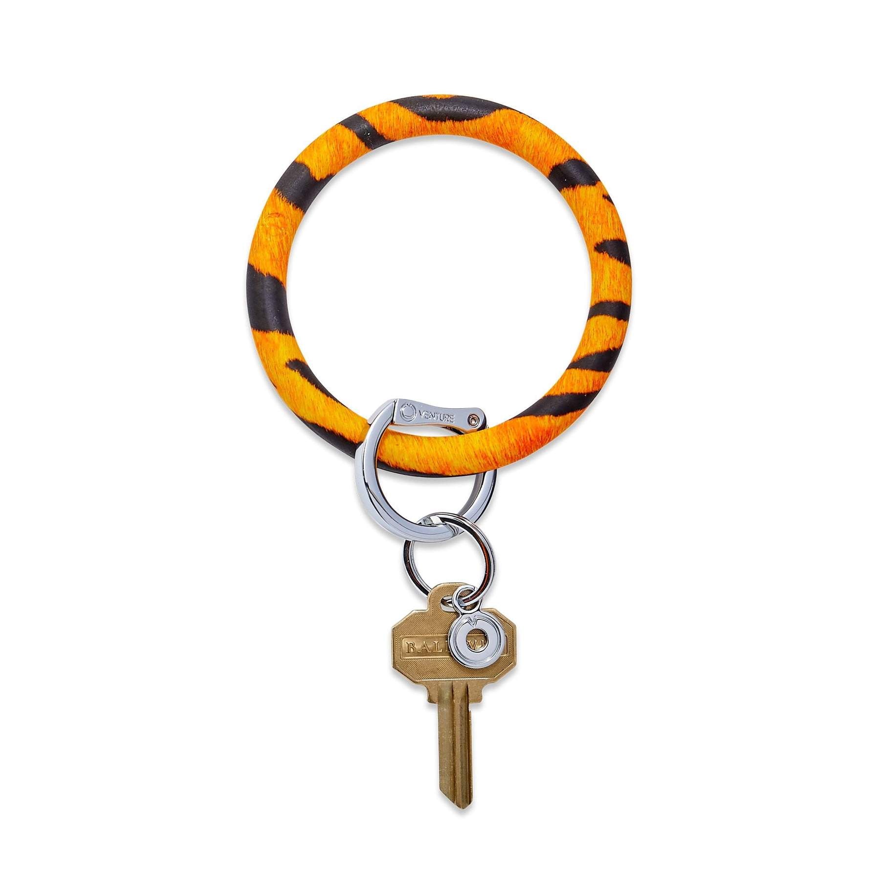 Silicone O Key Chain Big O Ring Keychain Fasion Chic Circle Wristlet  Keychain Wholesale for Women